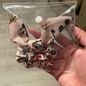 SCL x Disney Sensational 6 Scrunchie